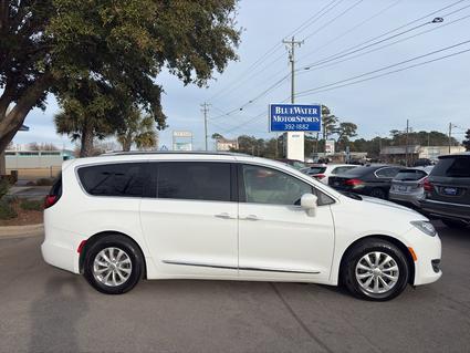 2018 Chrysler Pacifica Wilmington NC