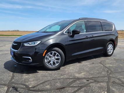 2022 Chrysler Pacifica Watseka IL