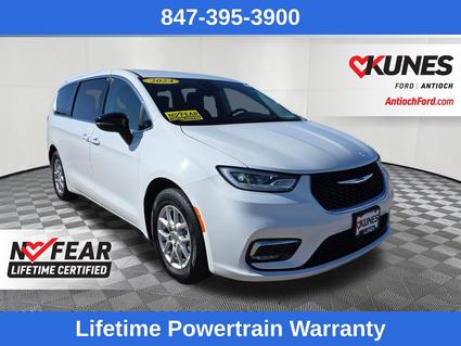 2024 Chrysler Pacifica Antioch IL