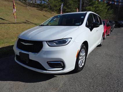 2024 Chrysler Pacifica Oak Hill WV