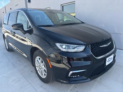 2024 Chrysler Pacifica Winona MN
