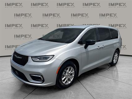 2024 Chrysler Pacifica Greensboro NC