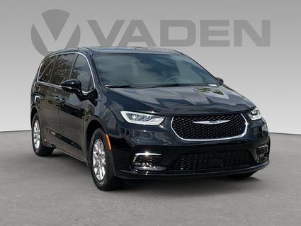 2025 Chrysler Pacifica Savannah GA