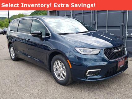 2025 Chrysler Pacifica Winona MN