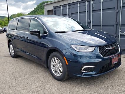 2025 Chrysler Pacifica Winona MN