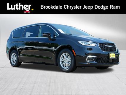 2025 Chrysler Pacifica Minneapolis MN