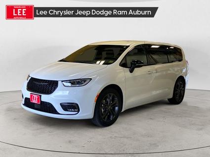 2026 Chrysler Pacifica La Grande OR