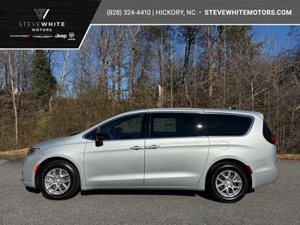 2026 Chrysler Pacifica Newton NC