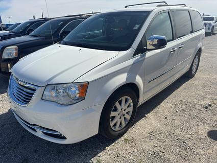 2012 Chrysler Town & Country Warsaw IN