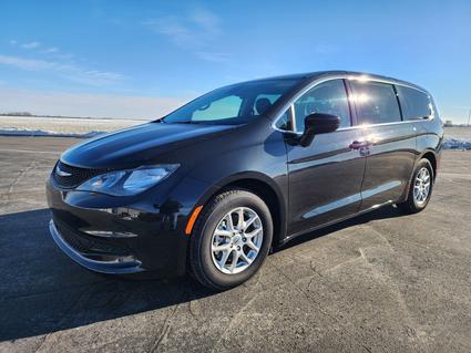 2023 Chrysler Voyager Watseka IL