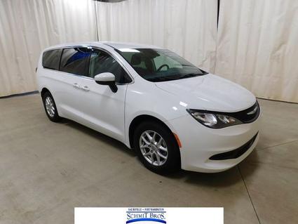 2023 Chrysler Voyager Saukville WI