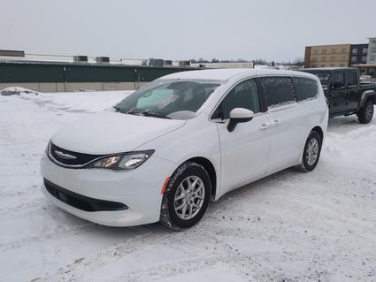 2023 Chrysler Voyager Warsaw IN