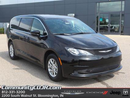 2025 Chrysler Voyager Bloomington IN