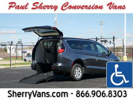 2022 Chrysler Voyager Piqua OH