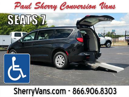 2023 Chrysler Voyager Piqua OH