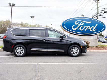 2023 Chrysler Voyager Suffolk VA