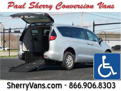2022 Chrysler Voyager Piqua OH