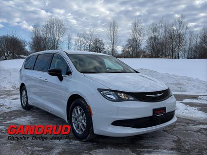 2026 Chrysler Voyager Green Bay WI