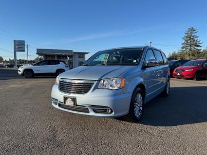 2013 Chrysler Town & Country Coos Bay OR