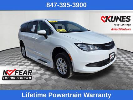 2023 Chrysler Voyager Antioch IL