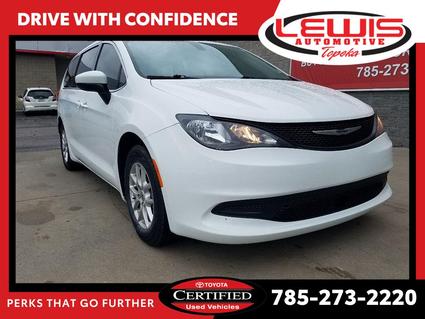 2022 Chrysler Voyager Topeka KS