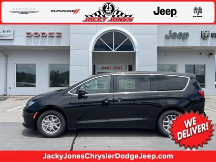 2025 Chrysler Voyager Hayesville NC