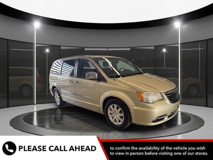 2012 Chrysler Town & Country Van Wert OH
