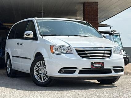 2015 Chrysler Town & Country Cleburne TX