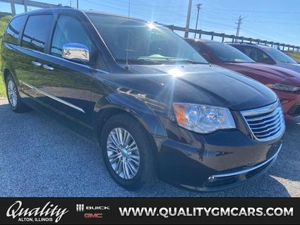 2016 Chrysler Town & Country Alton IL