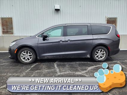 2023 Chrysler Voyager Watseka IL
