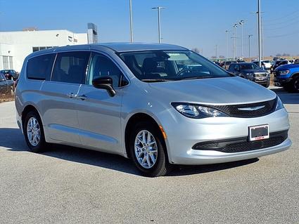 2024 Chrysler Voyager Staunton IL