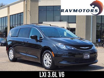 2020 Chrysler Voyager Burnsville MN