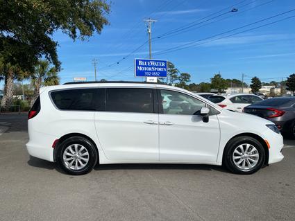 2017 Chrysler Pacifica Wilmington NC