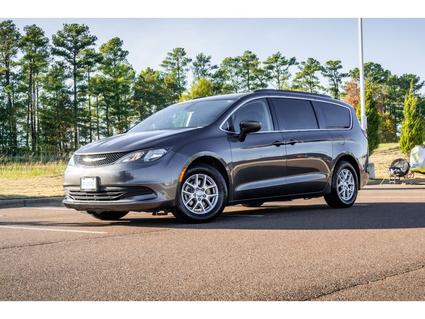 2020 Chrysler Voyager Hernando MS