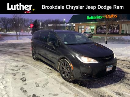 2020 Chrysler Pacifica Minneapolis MN