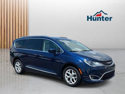 2017 Chrysler Pacifica Fletcher NC