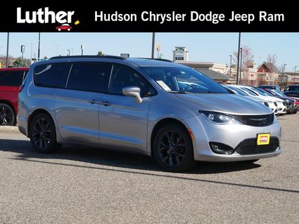 2020 Chrysler Pacifica Hudson WI