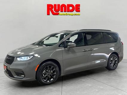 2021 Chrysler Pacifica Hazel Green WI