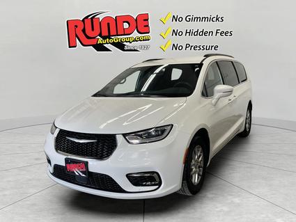 2022 Chrysler Pacifica Hazel Green WI