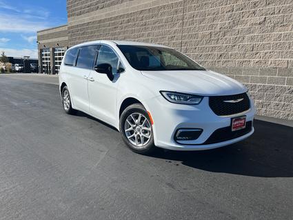 2024 Chrysler Pacifica Logan UT