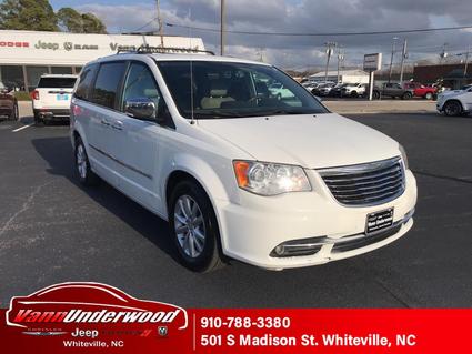 2015 Chrysler Town & Country Whiteville NC
