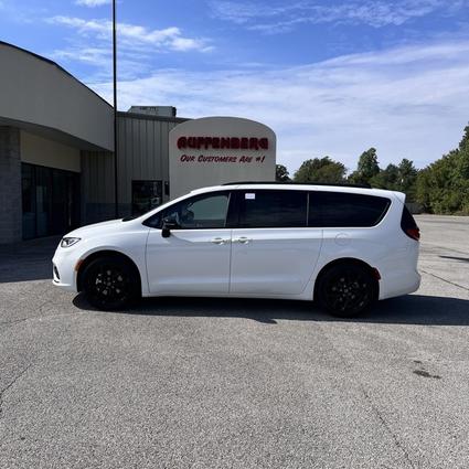 2026 Chrysler Pacifica Herrin IL