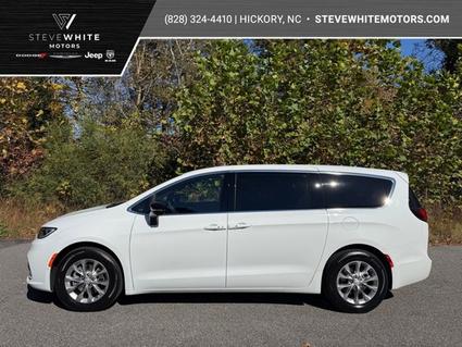 2026 Chrysler Pacifica Newton NC