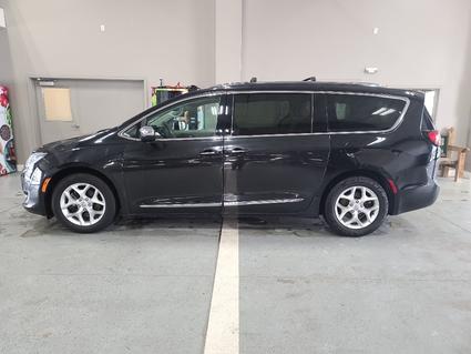 2020 Chrysler Pacifica Manchester IA