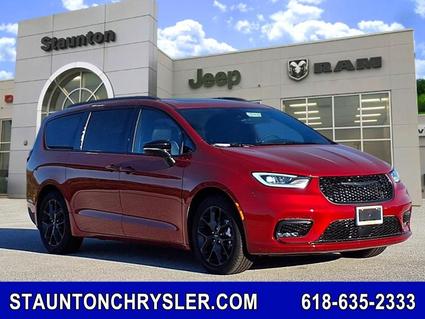 2025 Chrysler Pacifica Staunton IL