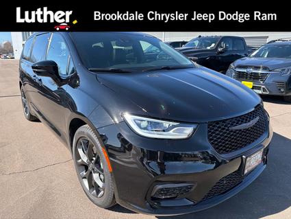 2026 Chrysler Pacifica Minneapolis MN