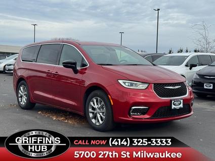 2026 Chrysler Pacifica Milwaukee WI