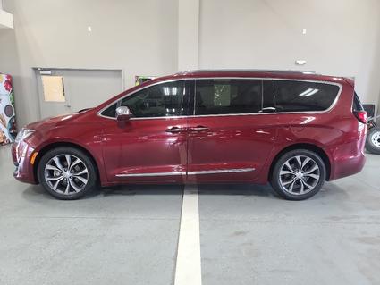 2017 Chrysler Pacifica Manchester IA