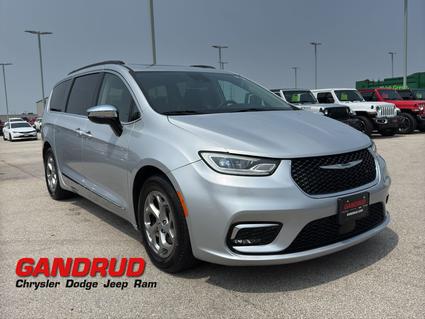 2023 Chrysler Pacifica Green Bay WI