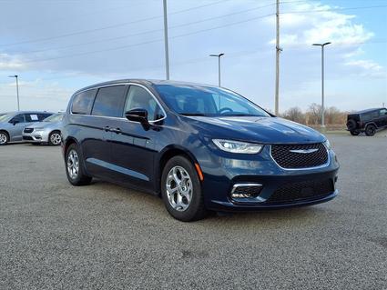 2024 Chrysler Pacifica Staunton IL